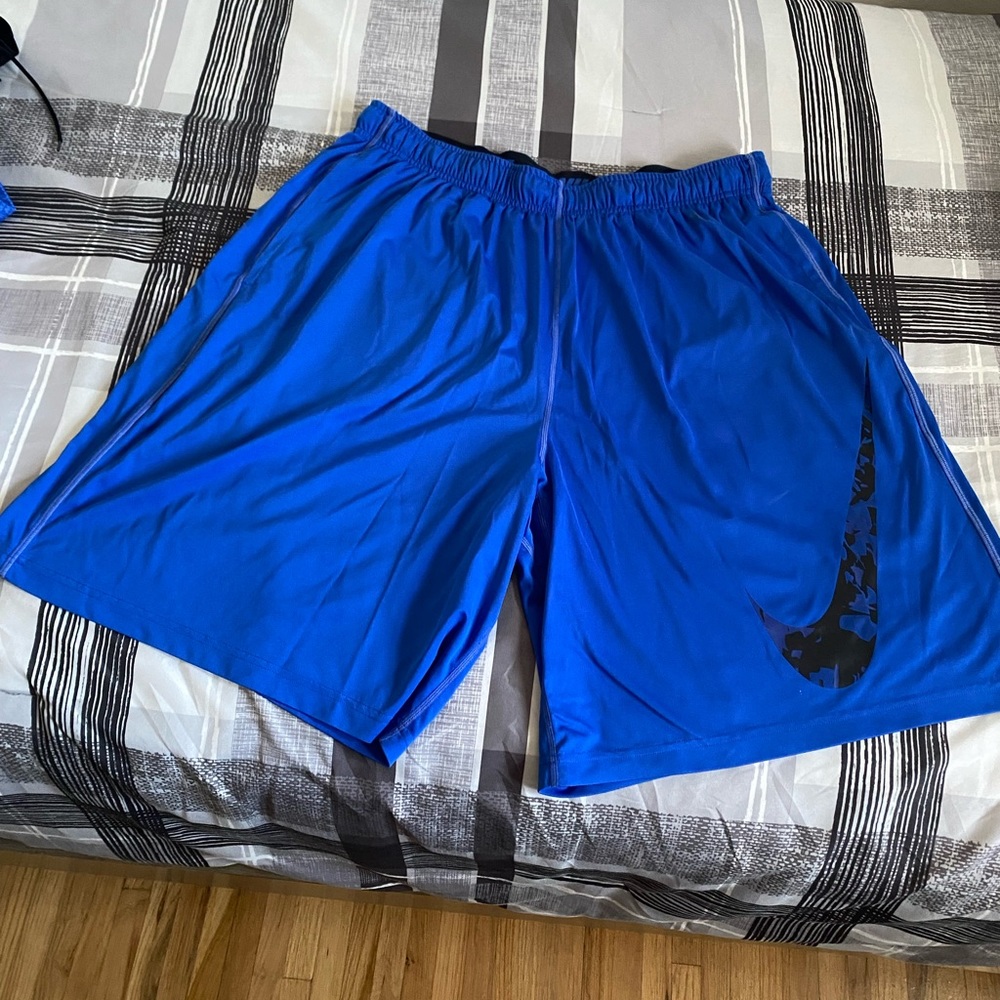 Men’s Blue Nike Basketball shorts size XXL